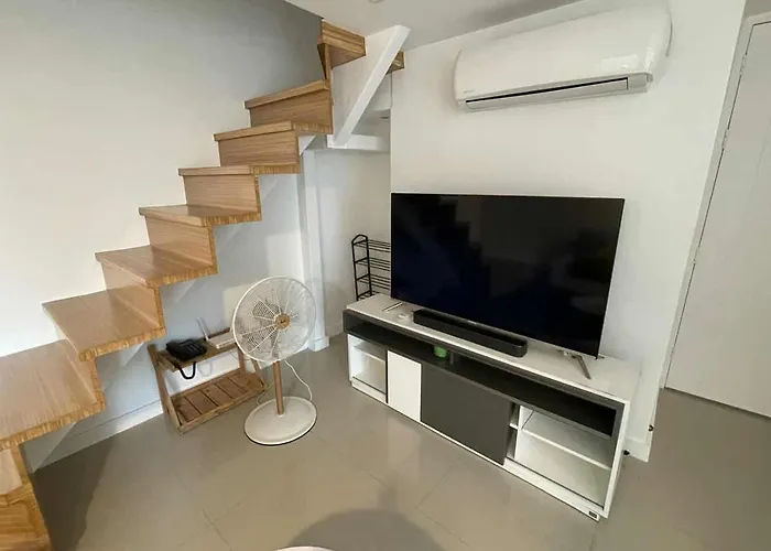 Aparthotel Spacious 1br Loft With Flex In Bgc Manila